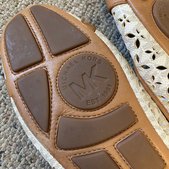 MichaelKors Fulton Cream Brown Gold Cut Out Perforated Moccasins Loafer Shoes 9M - Picture 7 of 12